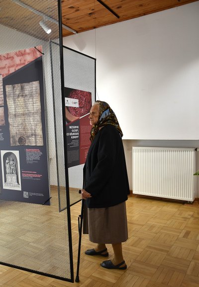 Bezsenne głowy, co dżwigają korony - otwarcie wystawy